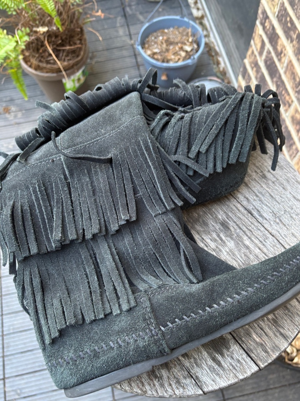 Minnetonka Black Suede Layered Fringe Boots